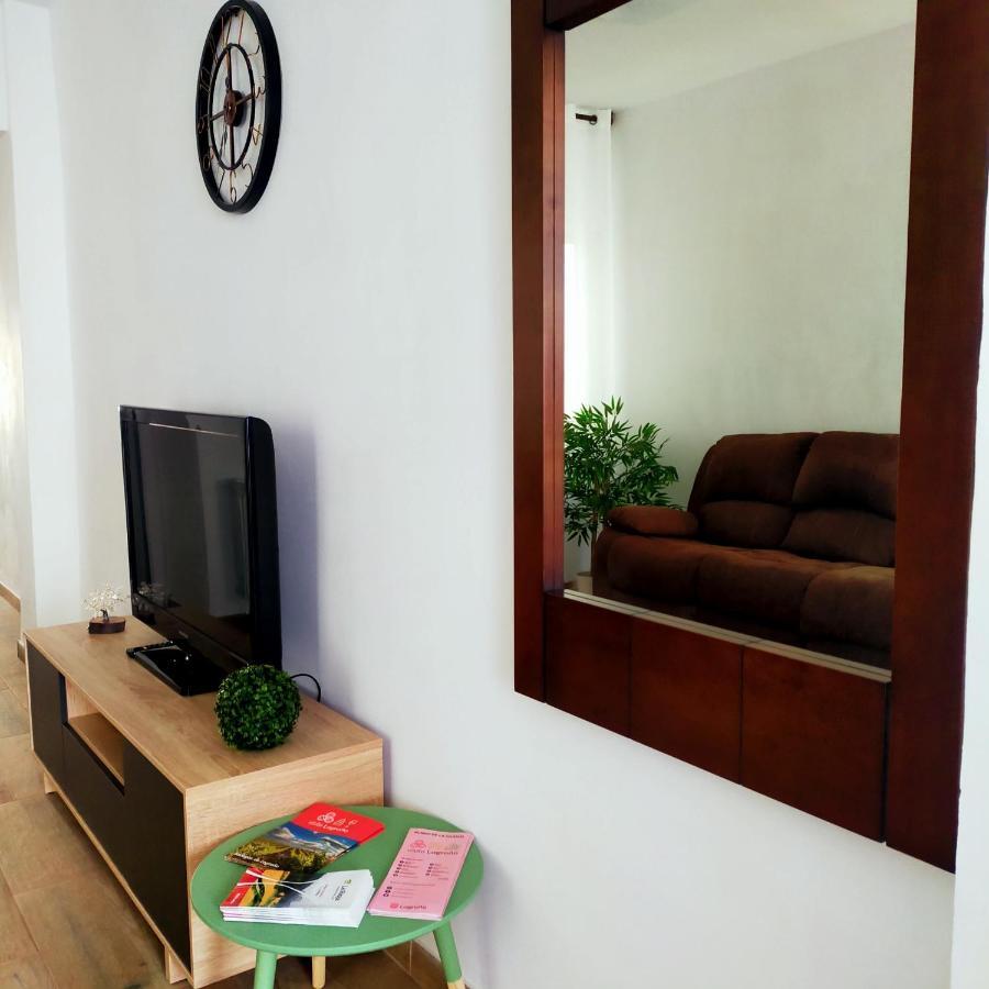 La Puerta Al Centro De Logrono Vino Crianza Y Desayuno Incluidos Appartement Buitenkant foto